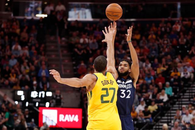 pi-north-wolves-karl-anthony-towns-jazz-111819.jpg